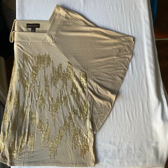 Dana Buchman Women’s Short Sleeve Blouse size S, Beige w Bling Golden Sequin - Picture 6 of 7